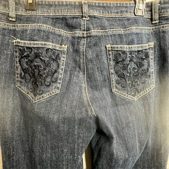 Nicole Miller Size 12 Mid Rise Bootcut Embroidered Pockets Dk Wash Jeans - Picture 2 of 12